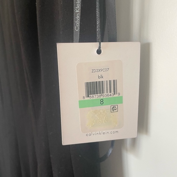 NWT Calvin Klein Black Fit & Flare Sleeveless Dress – Size 8 - Picture 3 of 7